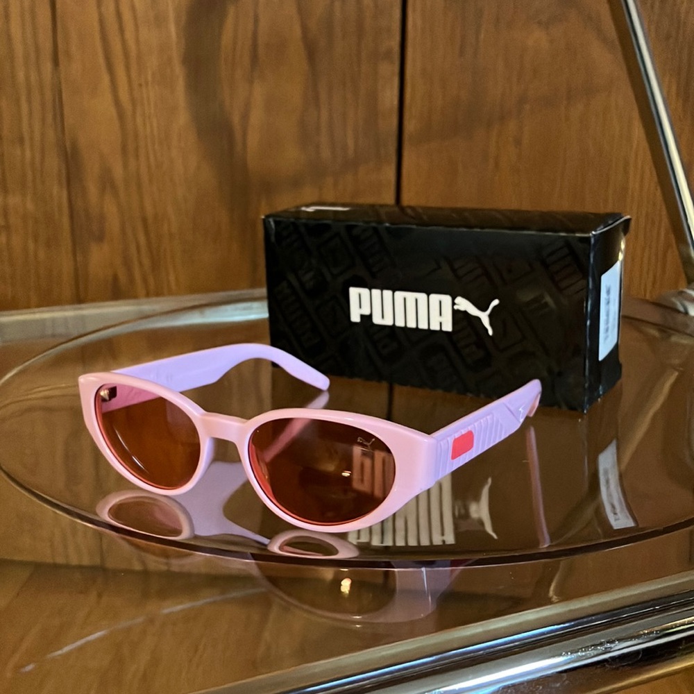 BNWT puma Victoria beach pink cat eye sunglasses! 🩷❤️
